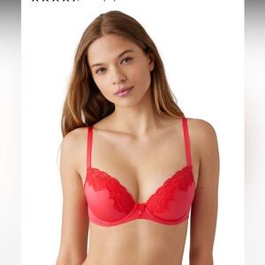 B.Tempt’d Composed Tshirt Bra Bundle 32C